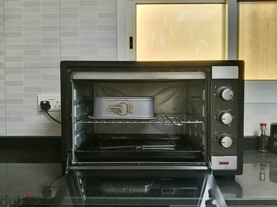 Geepas 60L Electric Oven + Prestige Square Baking Pan Combo