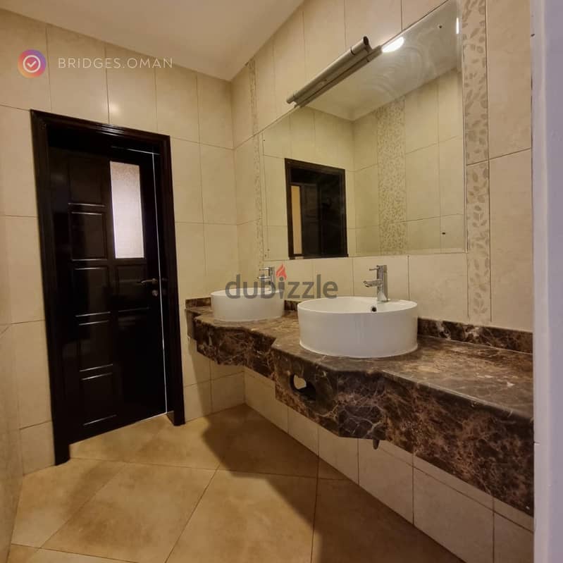 HIGH-QUALITY VILLA FOR RENT – BAWSHAR 5
