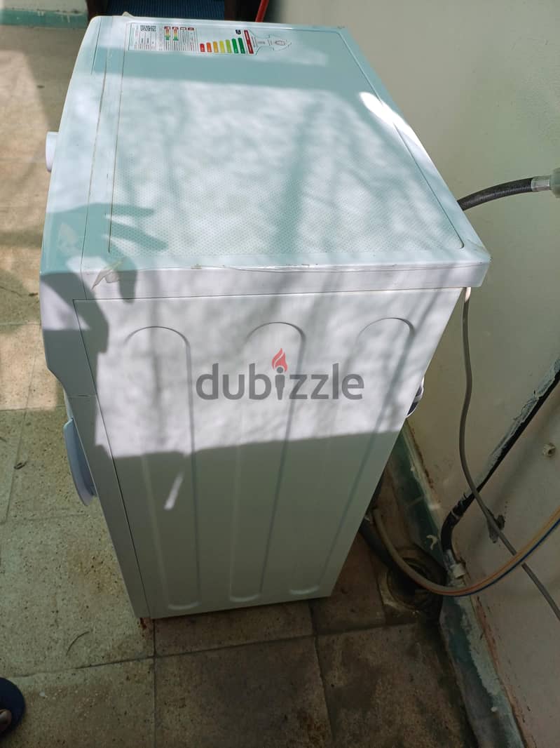 New Condition Front Loaded  Washing machine 2