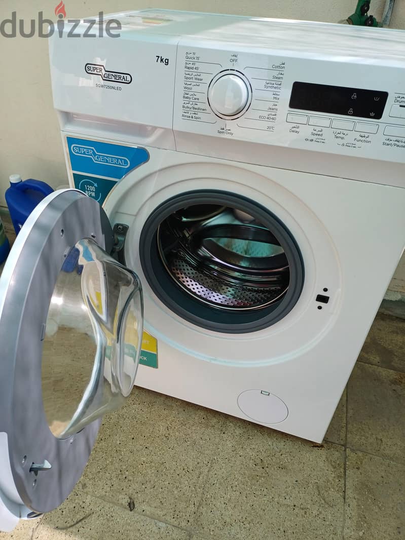 New Condition Front Loaded  Washing machine 4