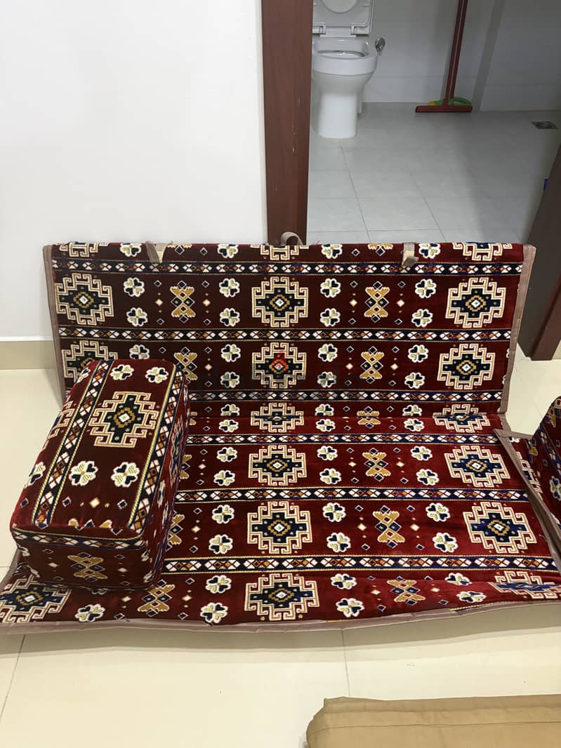 2 seats with handle & large floor carpet same set 2