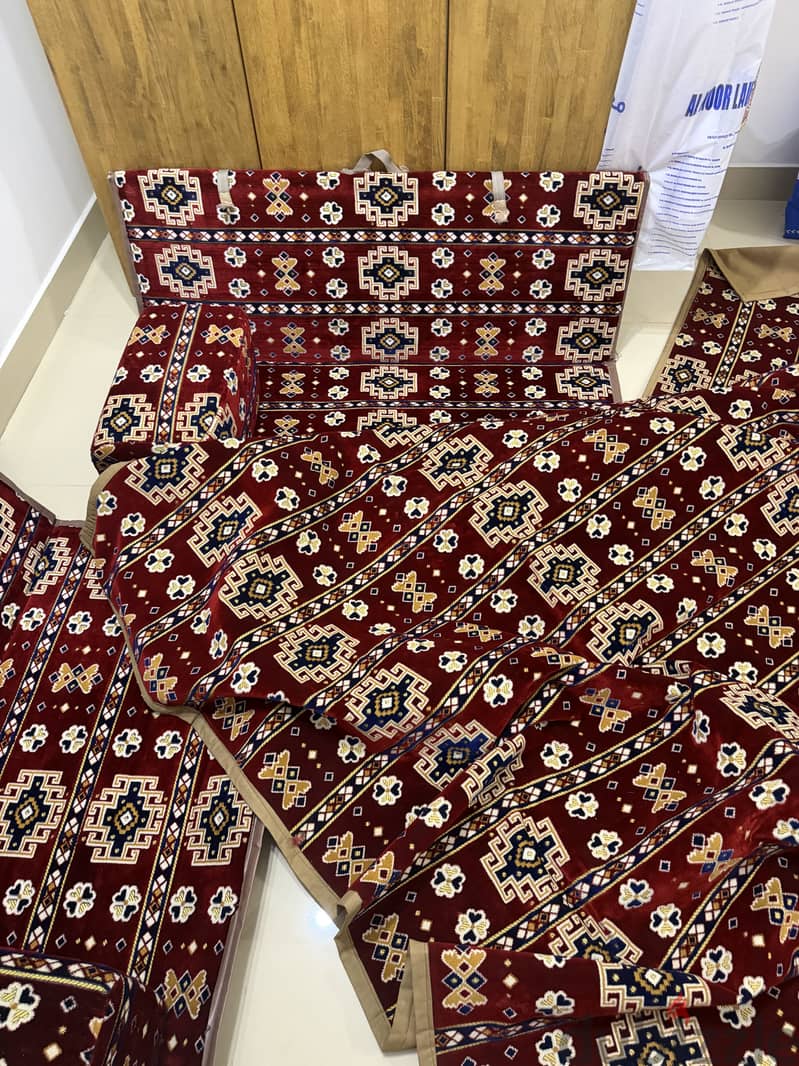 2 seats with handle & large floor carpet same set 8