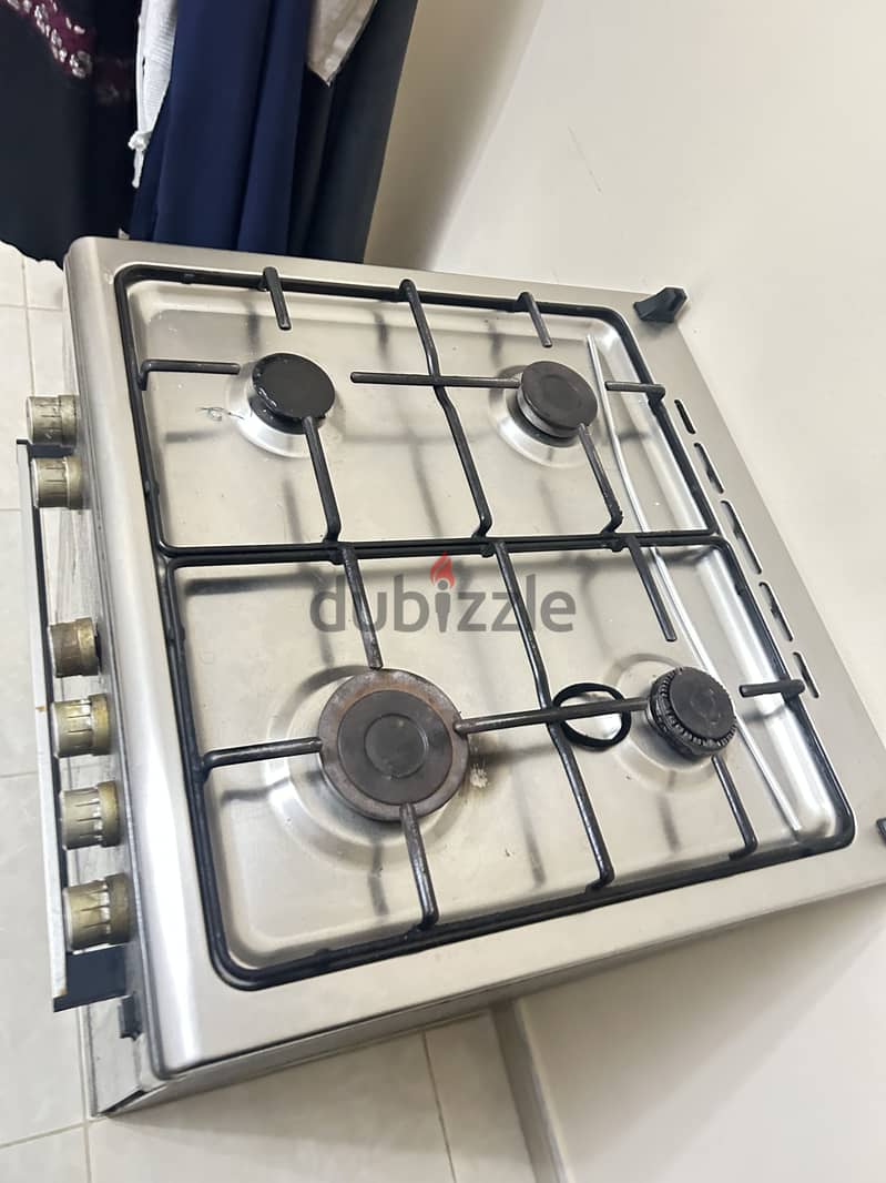 Cooking range 4 burners for sell 2
