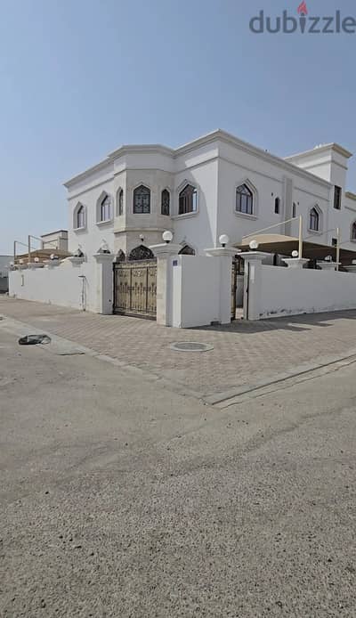  For Sale | Personally Built House with Furniture & Air Conditioners in Al Amerat – 6th Stage 