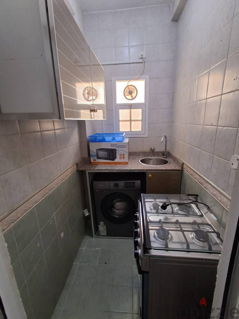 Aziba prime location 1bhk fully furnished including bill for rent 7