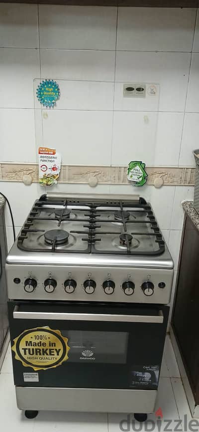 Cooking range with Oven