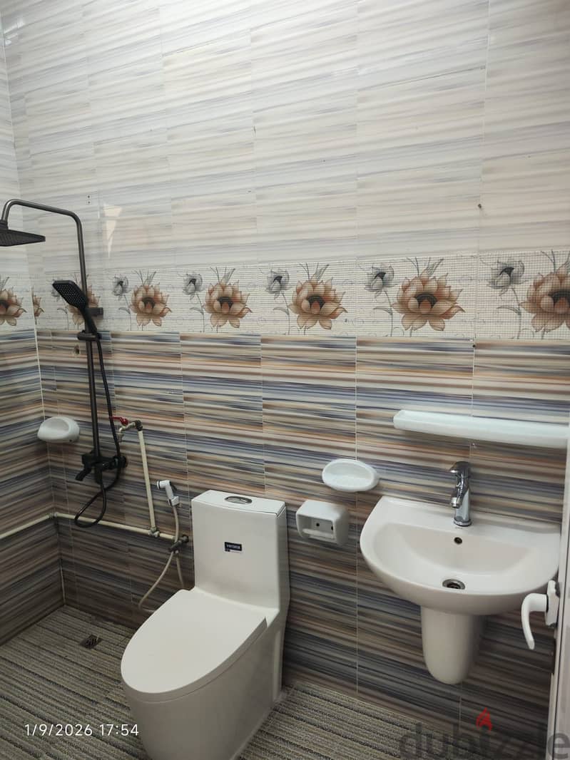 Apartment for rent in the Al-Hail near Al-Nakheel Hypermarket. 3