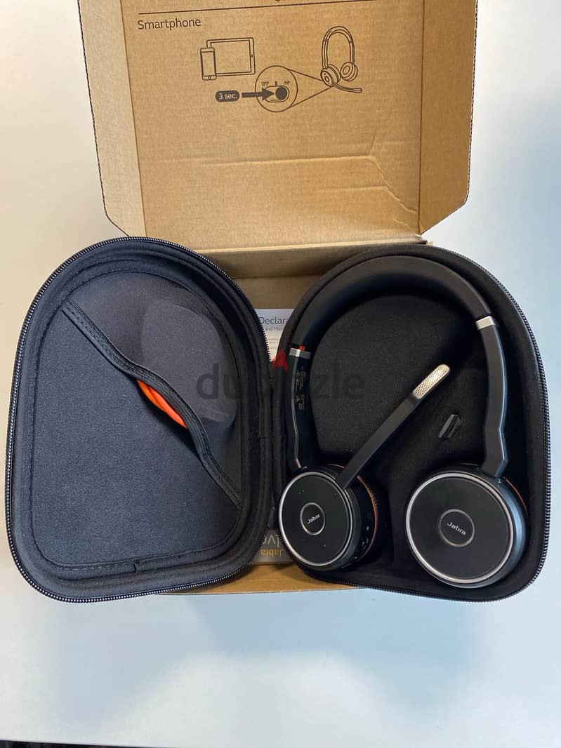 Java Evolve 75 wireless headset 1