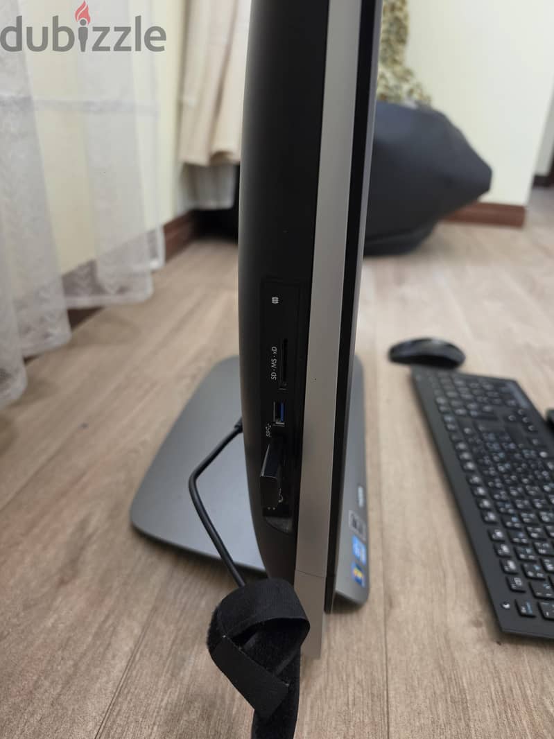 HP Touchsmart520 1
