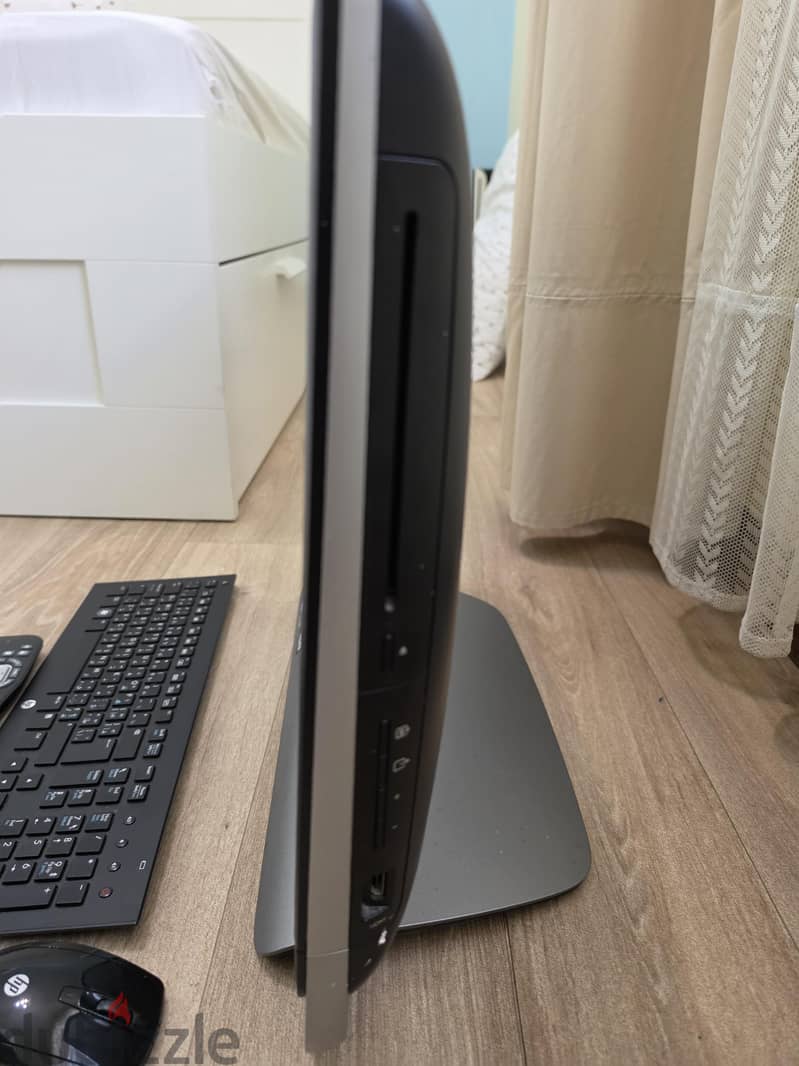 HP Touchsmart520 2