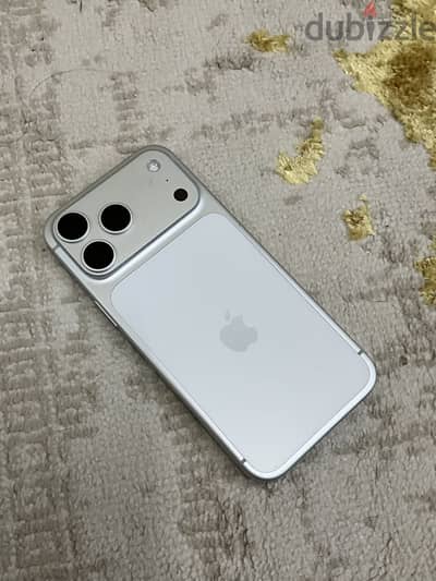 ايفون iPhone 17 Pro Max Middle East