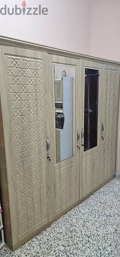 4 door big wardrobe cupboard almara