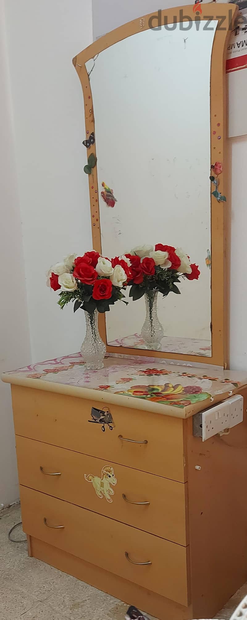 Dressing table 1