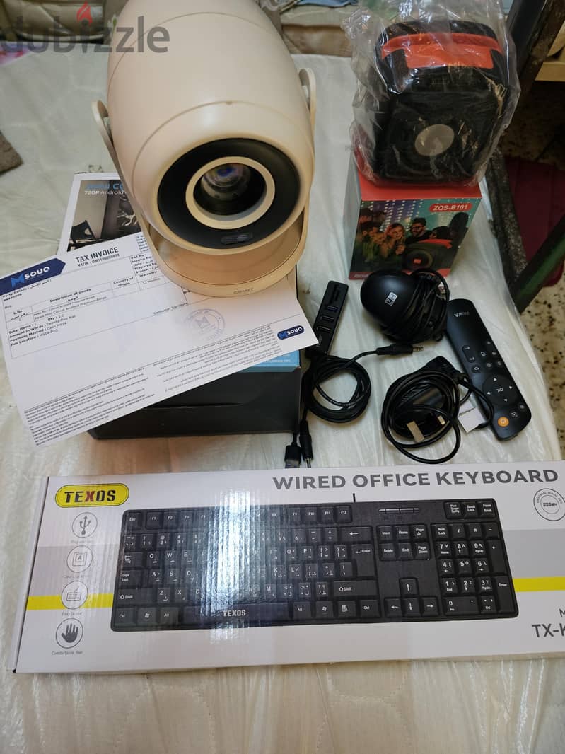 MINI PROJECTOR ANDROID With All accessories 5