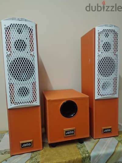 JAMO TOWER SPEAKER with SUBWOOFER (  Leather covered)