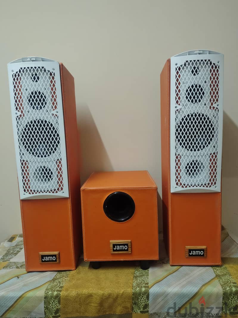 JAMO TOWER SPEAKER with SUBWOOFER (  Leather covered) 2