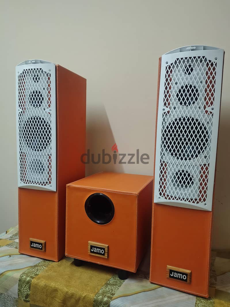 JAMO TOWER SPEAKER with SUBWOOFER (  Leather covered) 3