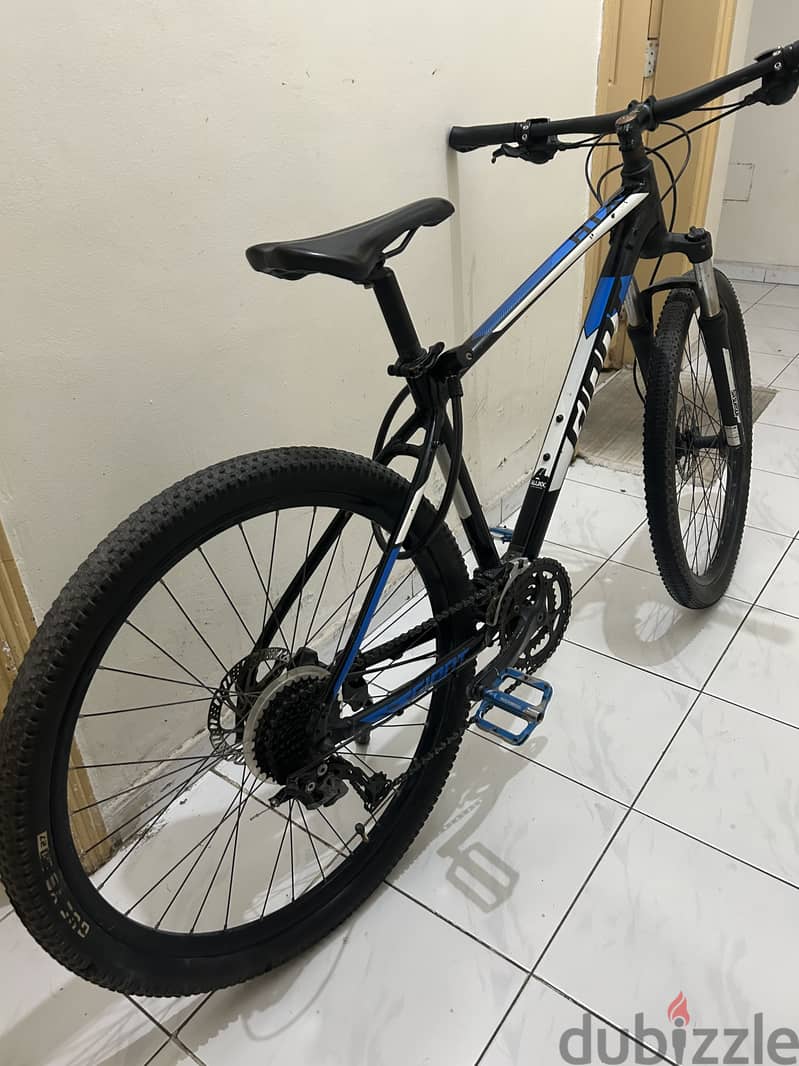 Giant Mountain Bike – Excellent Condition – Disc Brakes 2