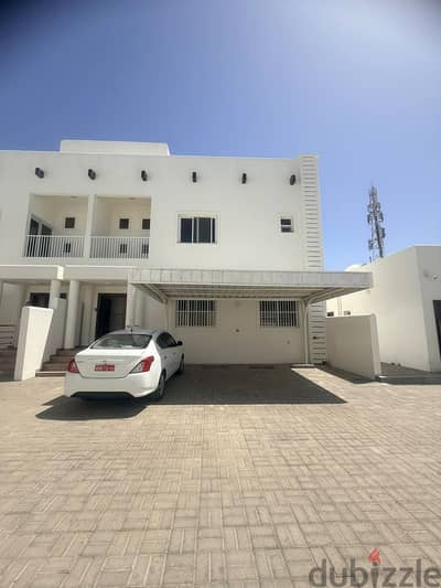 villa for rent in alkhoudh /فيلا للايجار في الخوض