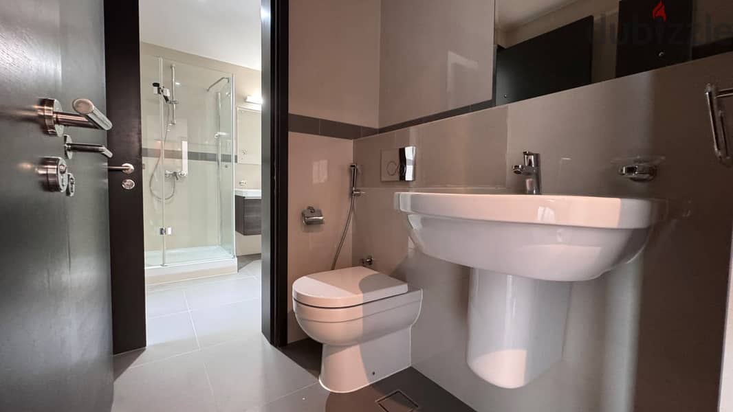 1 BR + Study Room Apartment in Al Mouj with Shared Pool 7