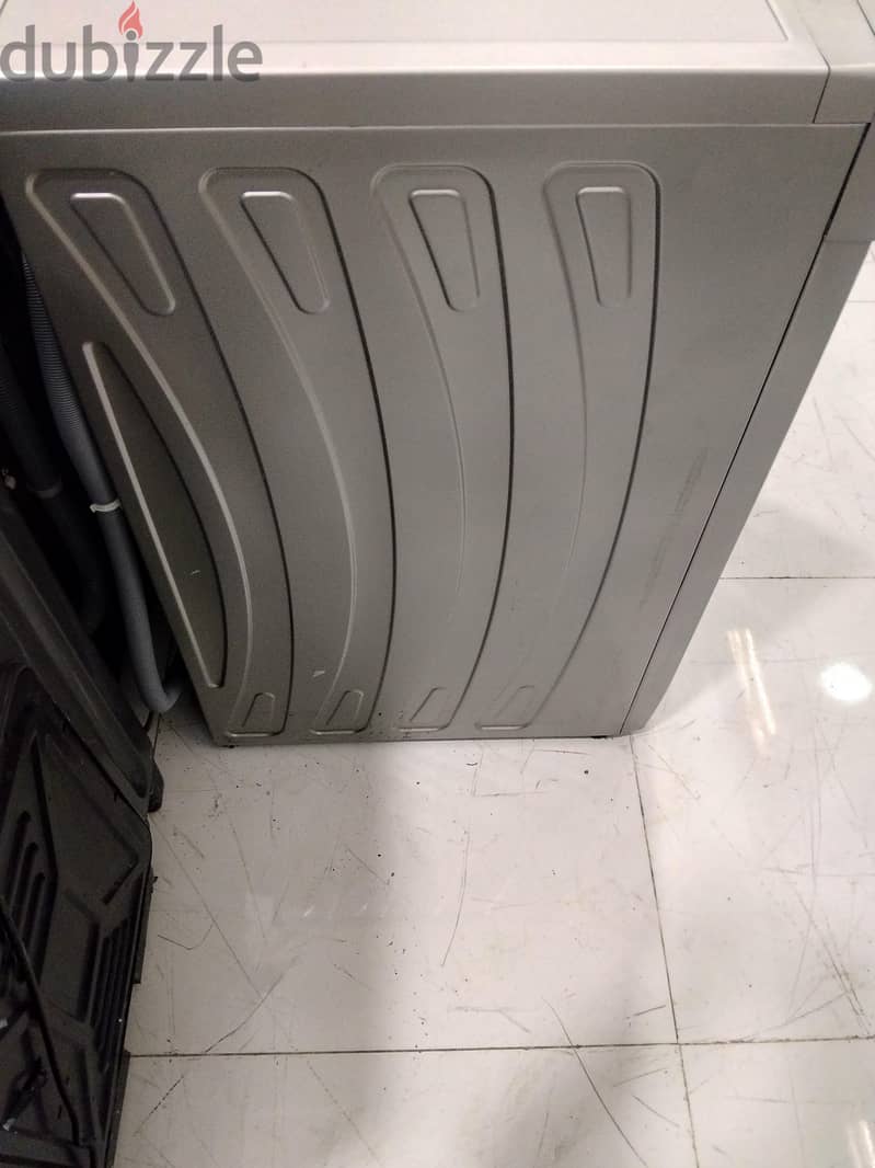 neat and clean Automatic washing machine 1