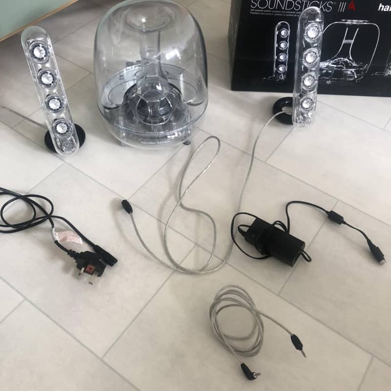 Harman kardon speaker system 1