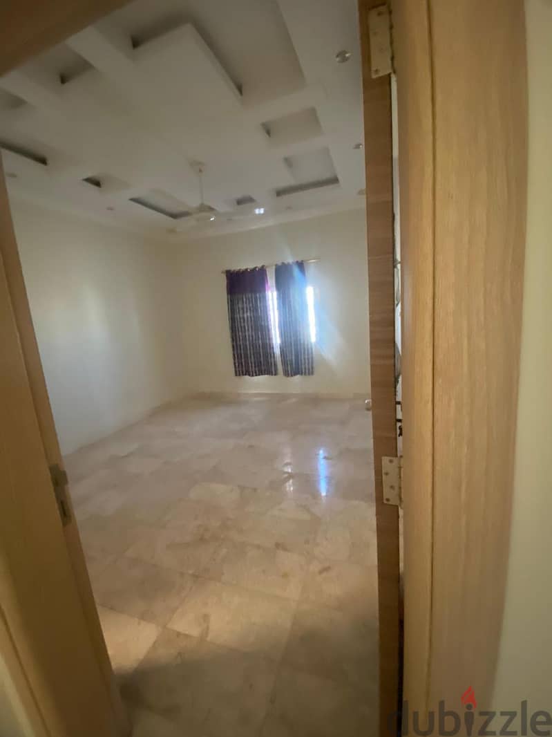 flat for rent in Mabilah , 2nd entry from express way 4