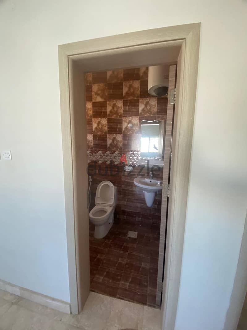 flat for rent in Mabilah , 2nd entry from express way 5
