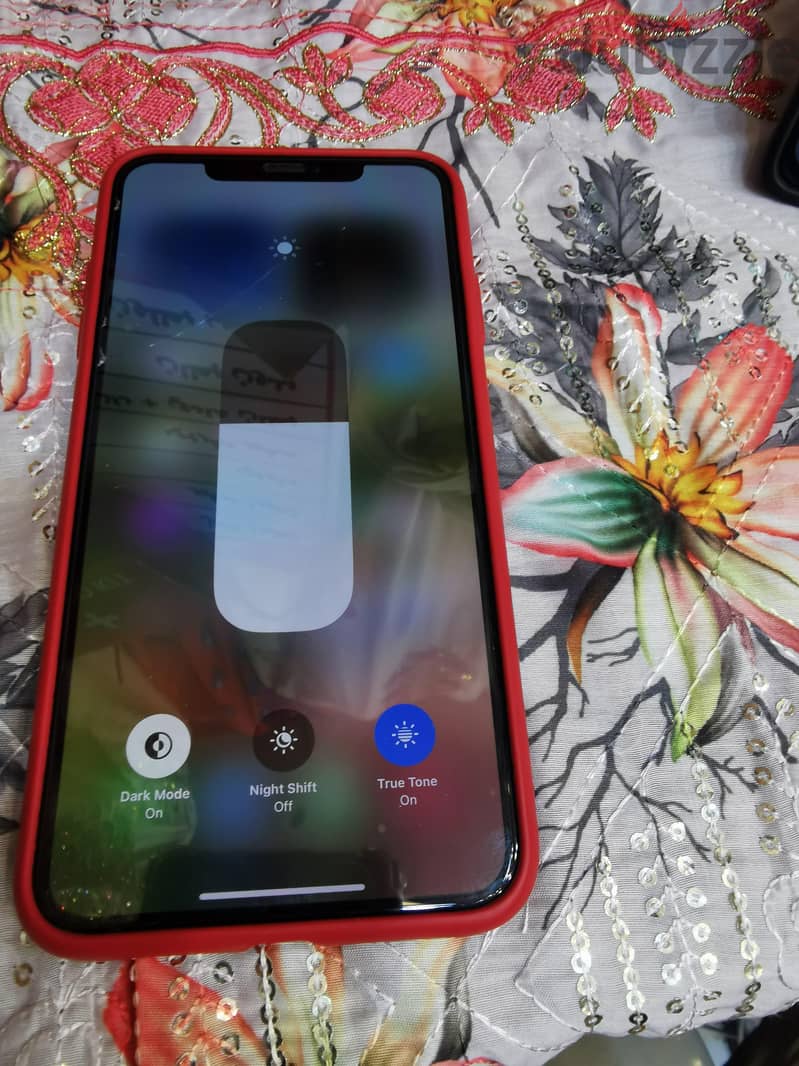 Apple - iPhone XS Max 1