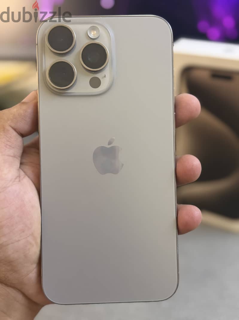 iphone 15 Pro Max 512GB Natural Titanium - Very Good Condition 5