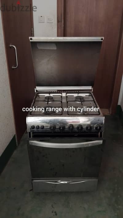 cooking range with gas cylinder