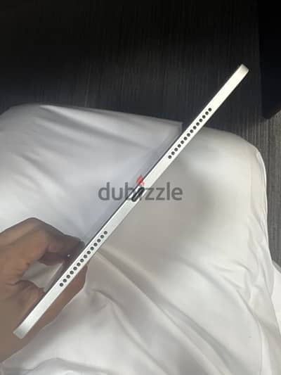 iPad pro M4 - 11 inch-94% battery-256 GB