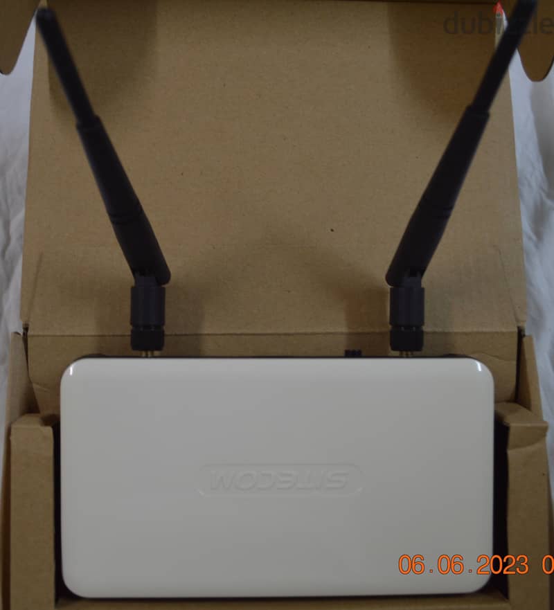 Sitecom 300N Wireless Range Extender 1