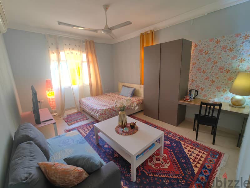 Private room with an attached bathroom 1