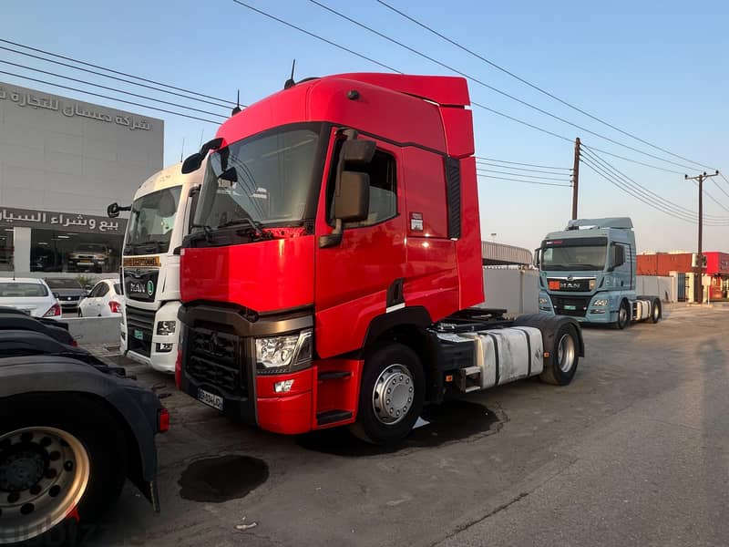 RENAULT TRACTOR UNIT D11 3