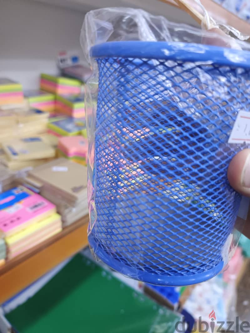 pen holder 1
