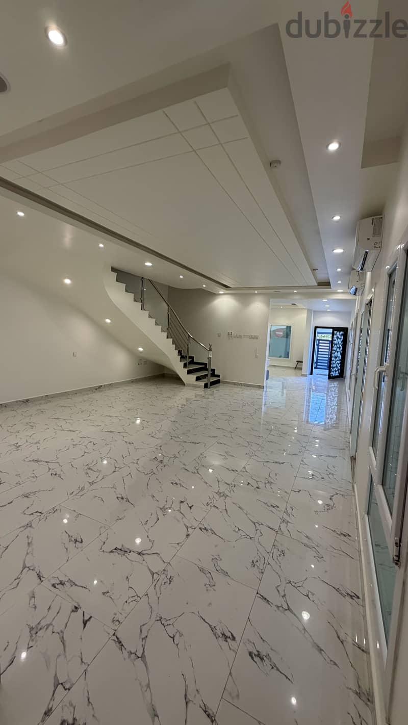 5BR villa for rent 10