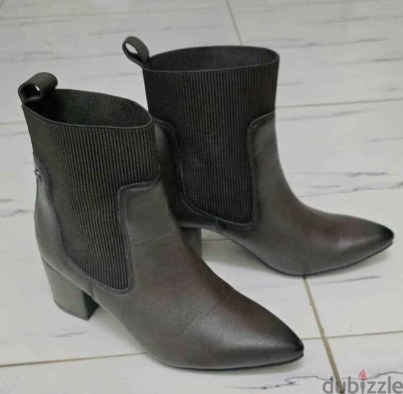 Dark Brown short Boots 1