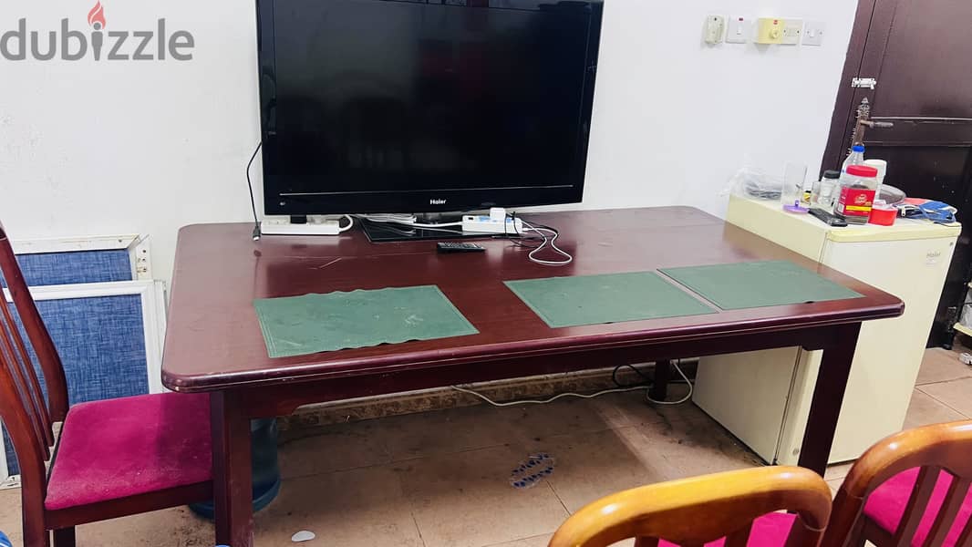 Big dining table 1
