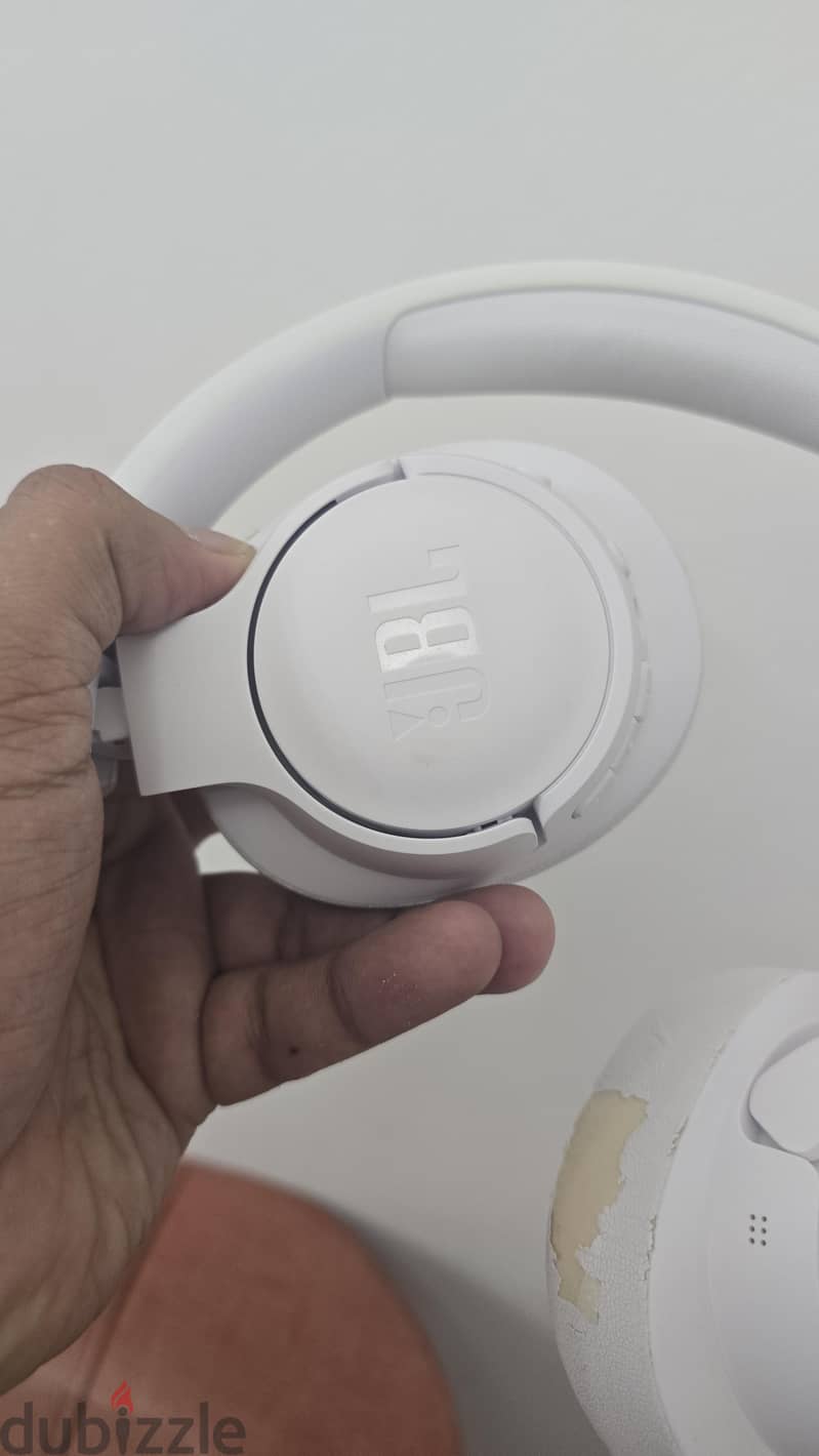 JBL TUNE 770 NC 3