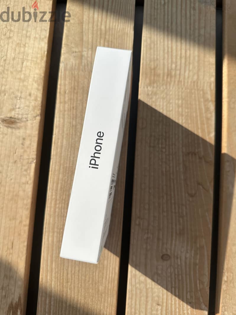 Apple - iPhone 18 Pro 2