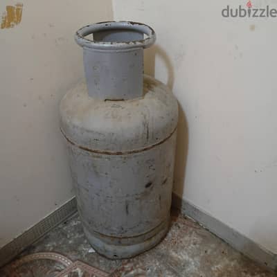 gas cylinder