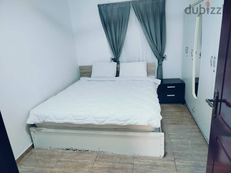 Furniture flat 2 bedroom in et elkhwair  included all bills good lo 2