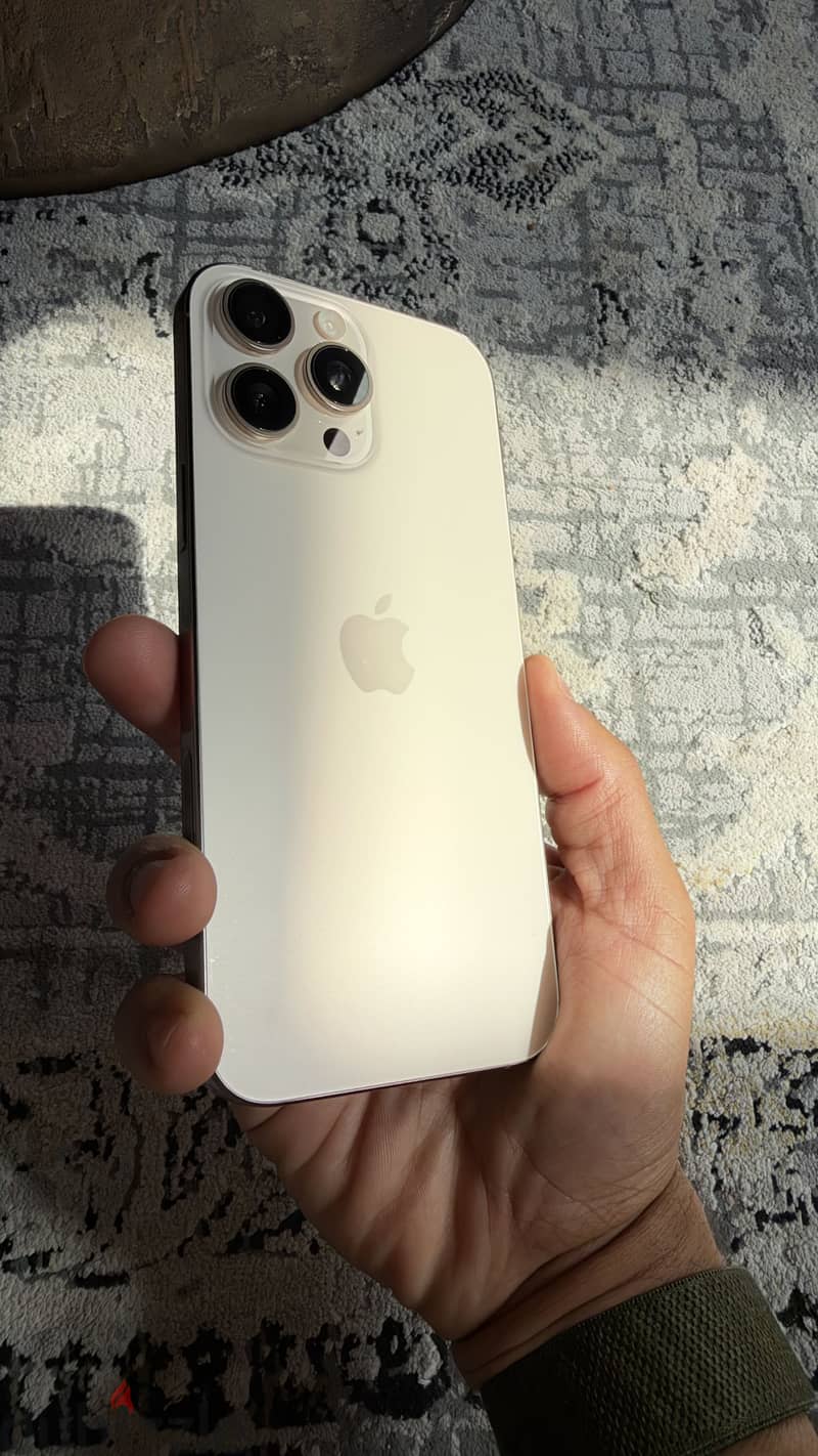 iPhone 16 Pro Max – 256GB – Desert Titanium – Excellent Condition 5