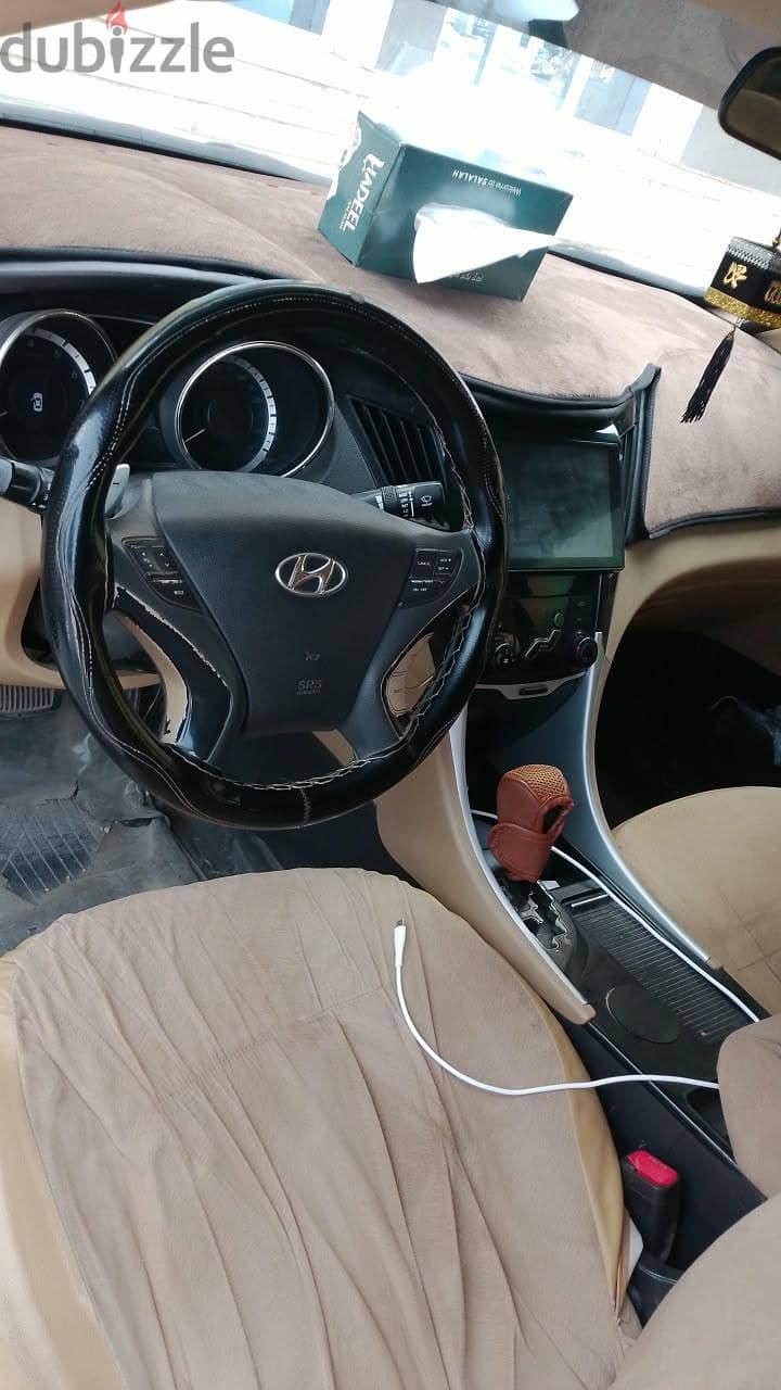 Hyundai sonata 2