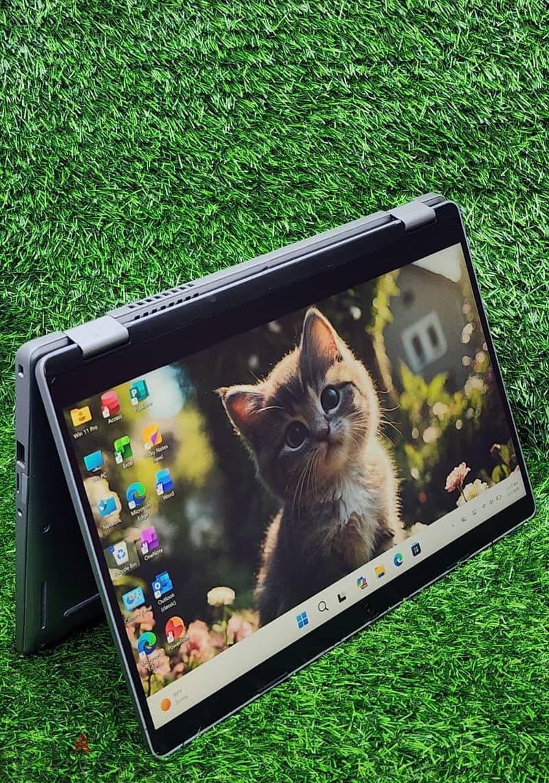 Dell 5310 touch 2 in 1 i5 10th gen 8gb ram 256gb ssd 1