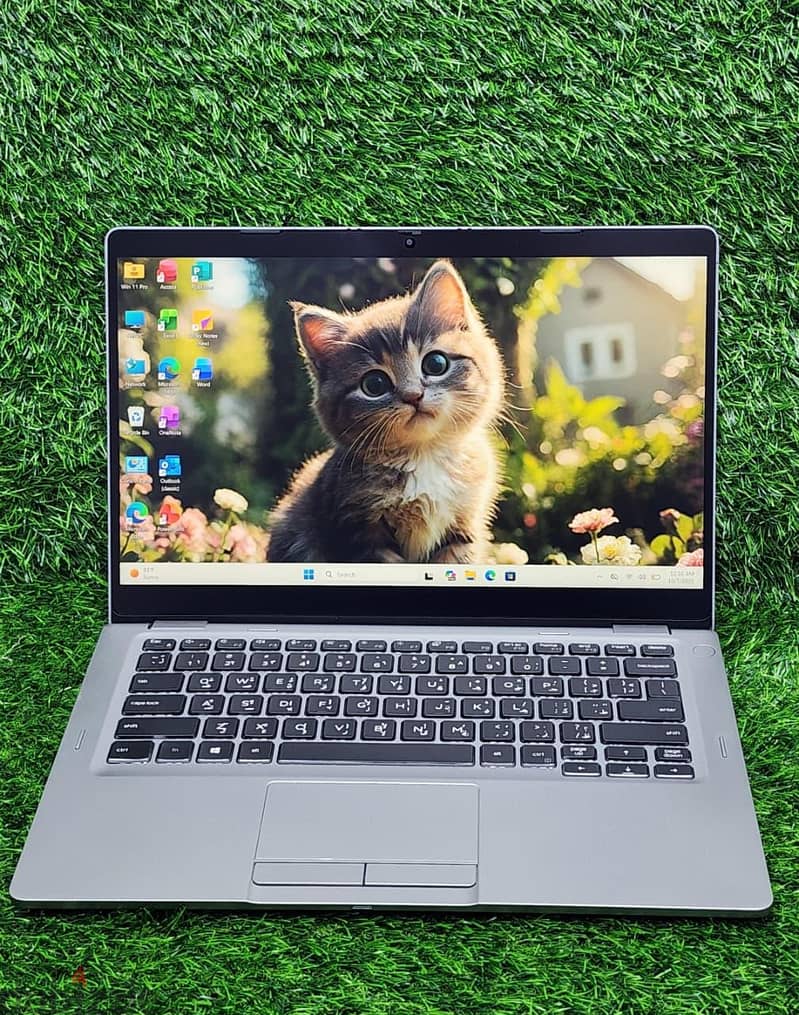 Dell 5310 touch 2 in 1 i5 10th gen 8gb ram 256gb ssd 2