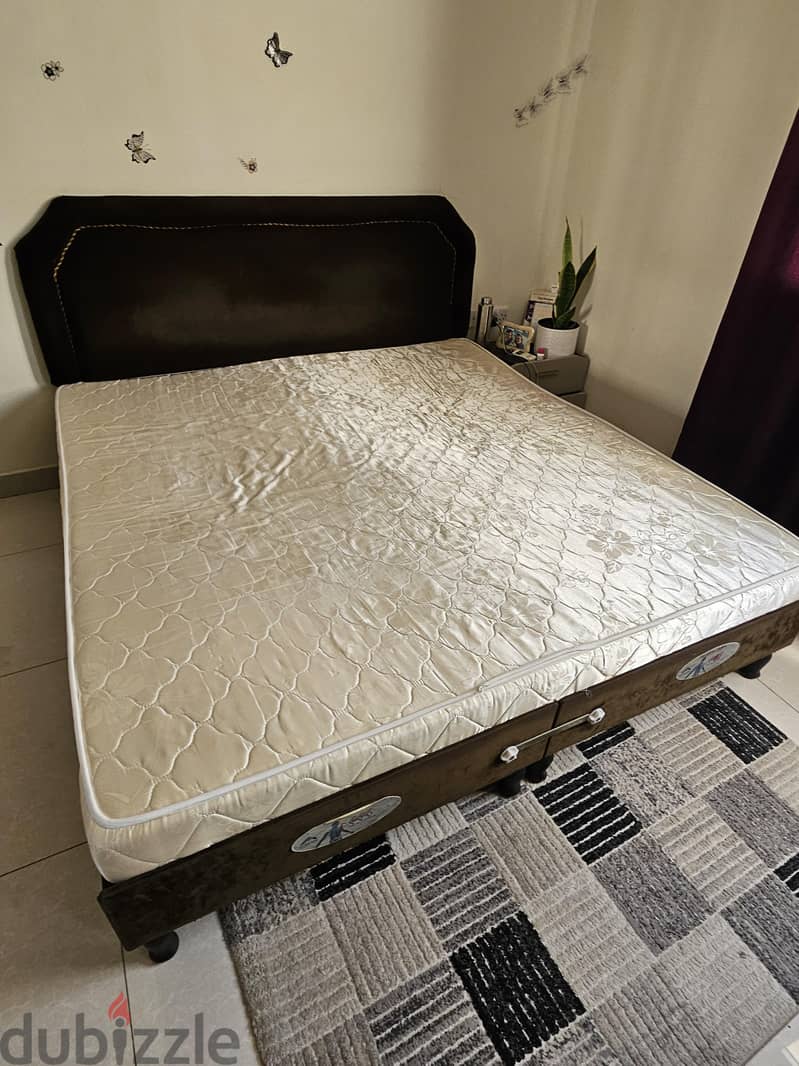 Double Cot with Mattress 2
