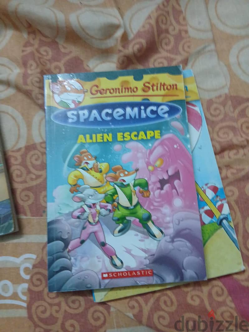 5 geremino Stilton books for sale 3