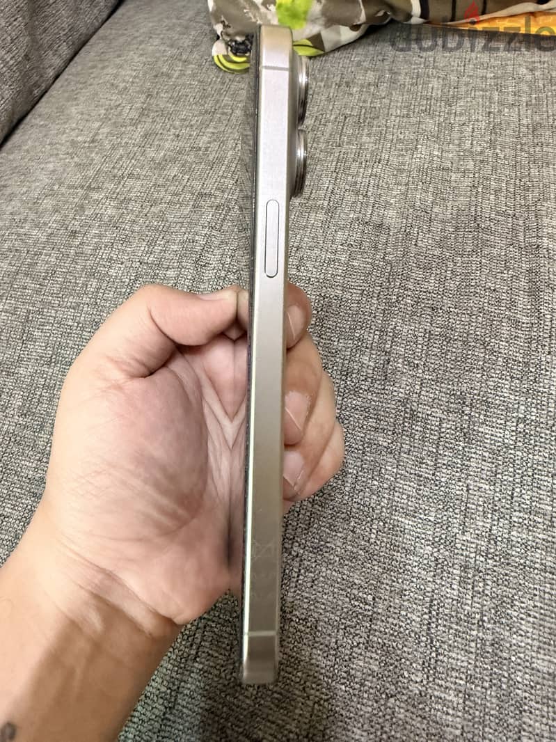Apple - iPhone 15 Pro Max 3